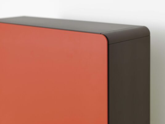 vifian-loop-sideboard-runde-ecken-detailbild-1536x1187